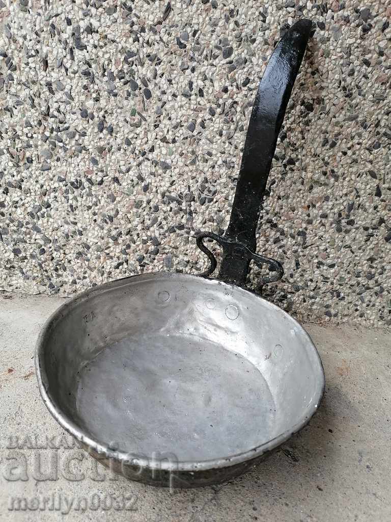 Παλιά κατσαρόλα χαλκού, χαλκού, δίσκος, δοχείο χαλκού με τιμή 75.00 BGN | € 38.35 Παλιά κατσαρόλα χαλκού, χαλκού, δίσκος, δοχείο χαλκού με τιμή 75.00 BGN | € 38.35
