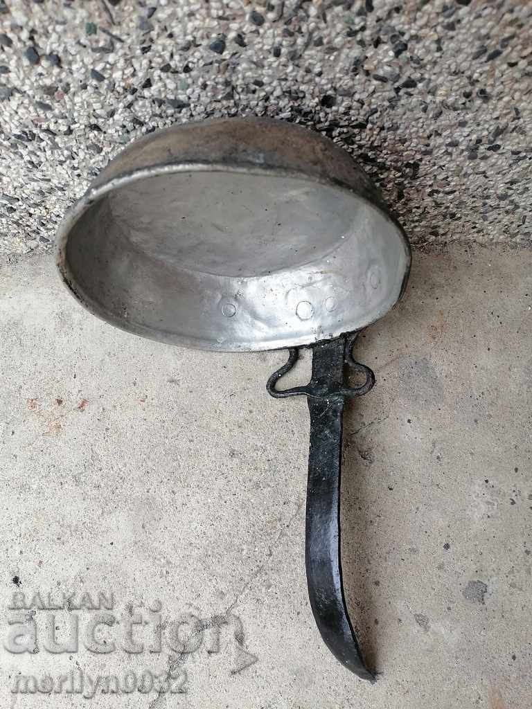 Παράδοση Παλιά κατσαρόλα χαλκού, χαλκού, δίσκος, δοχείο χαλκού Παράδοση Παλιά κατσαρόλα χαλκού, χαλκού, δίσκος, δοχείο χαλκού