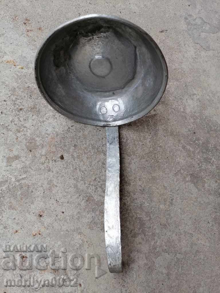 Old copper ladle kishkil copper copper vessel pit cap with price 71.00 BGN | € 36.30 Old copper ladle kishkil copper copper vessel pit cap with price 71.00 BGN | € 36.30