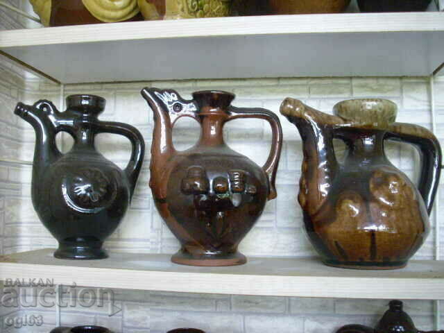 Delivery of Lot Ceramic jugs and jugs Delivery of Lot Ceramic jugs and jugs