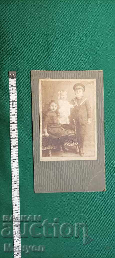 I sell old photo cardboard. with price 5.00 BGN | € 2.56 I sell old photo cardboard. with price 5.00 BGN | € 2.56