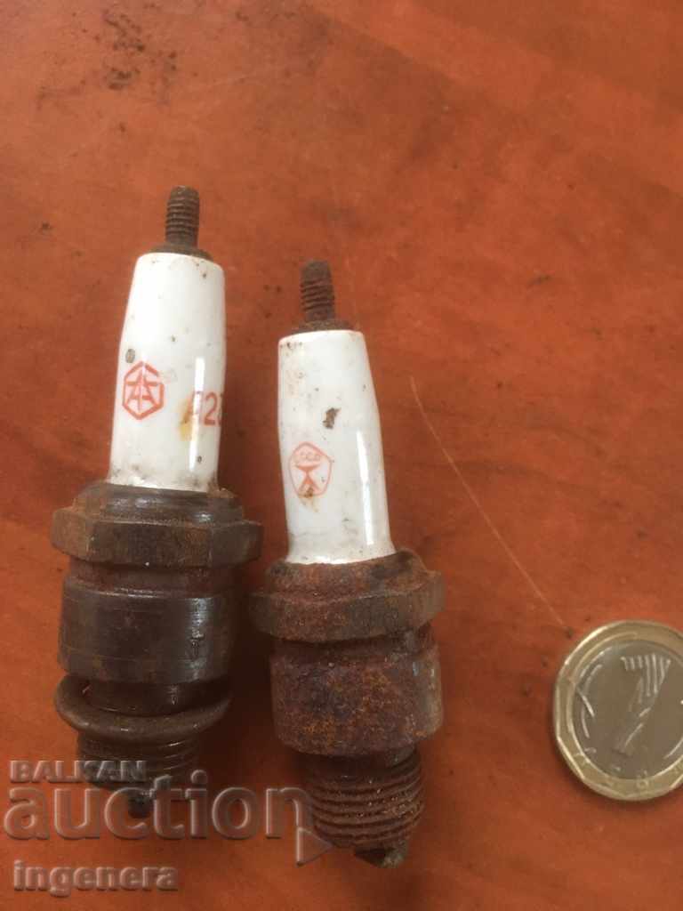 Auction FLAMMABLE CAR CANDLE 2 PCS Auction FLAMMABLE CAR CANDLE 2 PCS