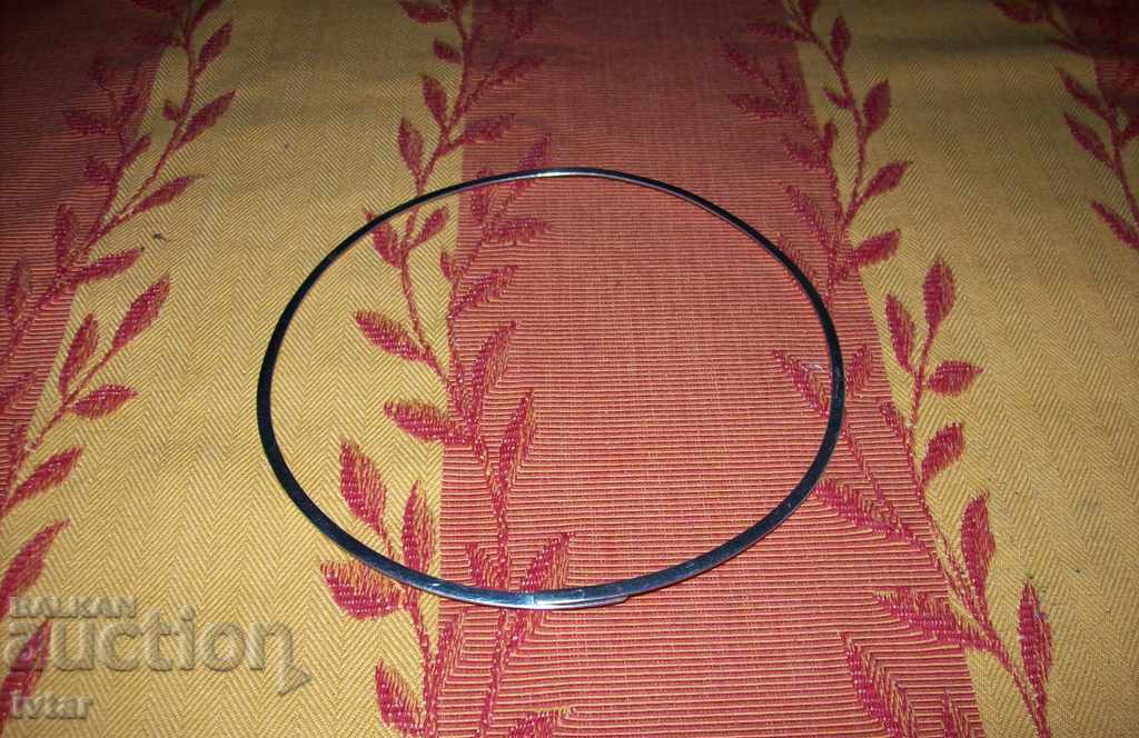 Auction Silver neck bracelet - torkva Auction Silver neck bracelet - torkva