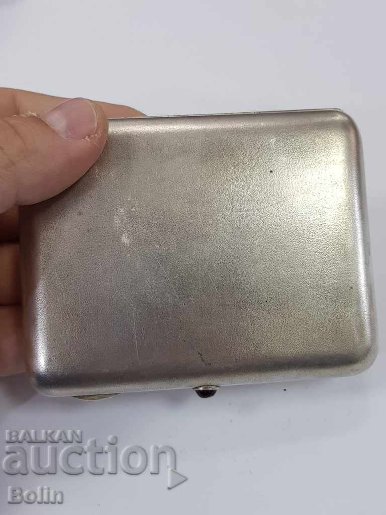 Delivery of Early Russian USSR silver snuffbox Azerbaijan 875 BC. Delivery of Early Russian USSR silver snuffbox Azerbaijan 875 BC.