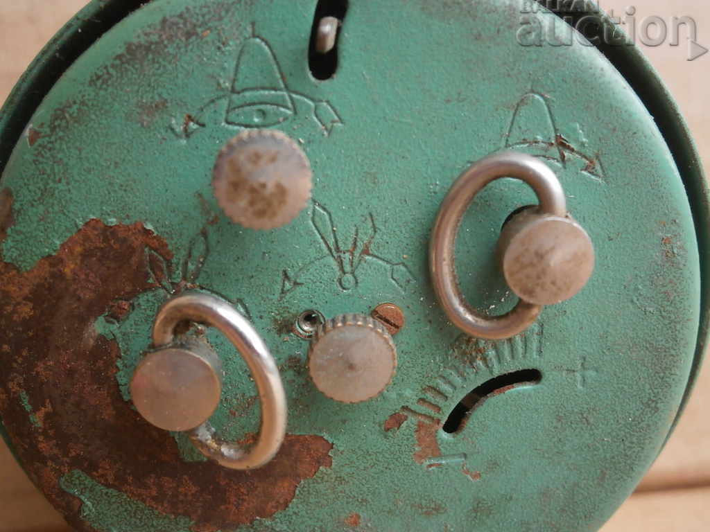 Desktop clock GLORY mini alarm clock USSR retro vintage - 5 Desktop clock GLORY mini alarm clock USSR retro vintage - 5