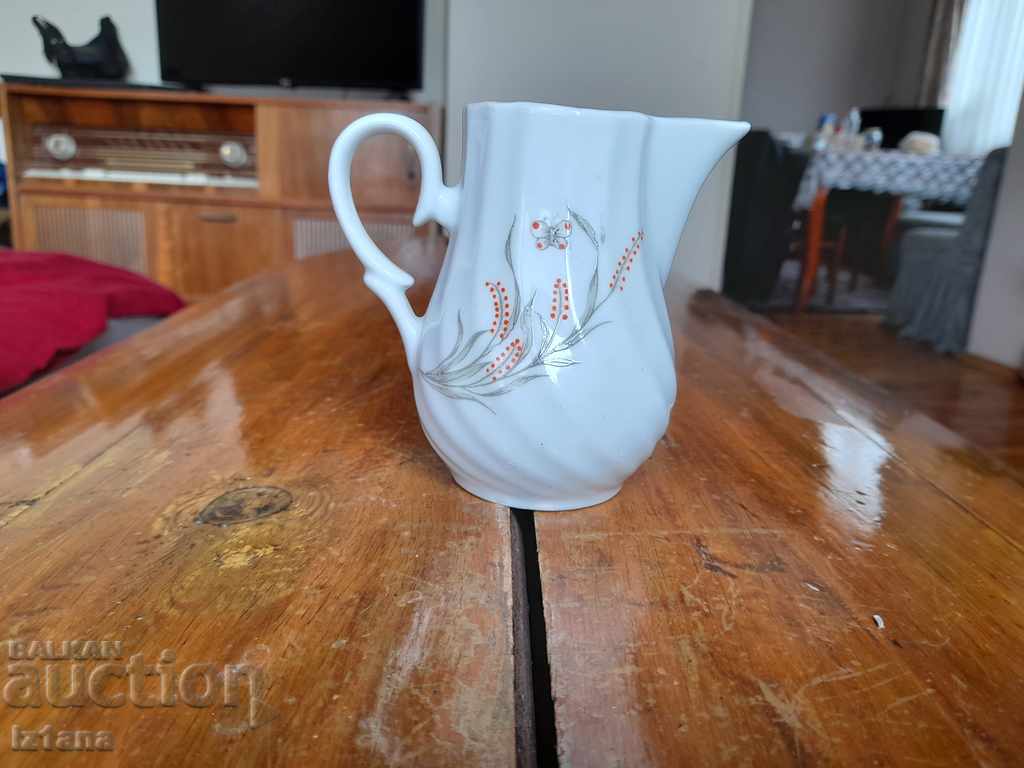 Auction Old porcelain jug, jug Auction Old porcelain jug, jug