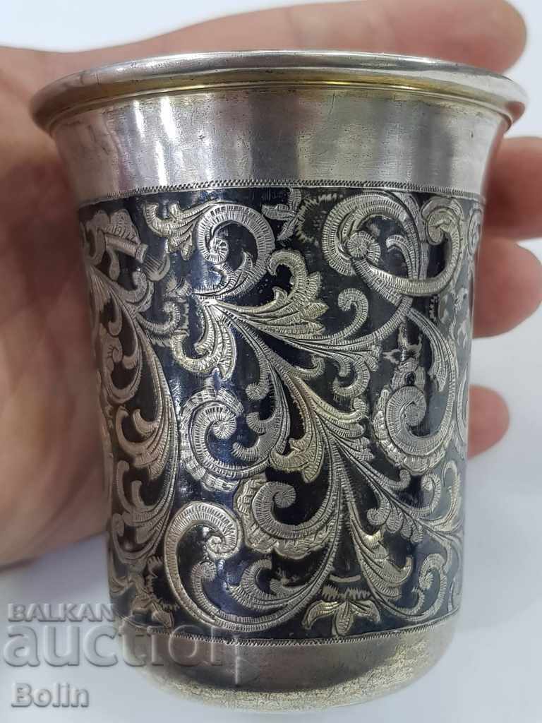 Cupă rusească de argint cu aurire și email 84 î.Hr. 1857 cu preț € 450.00 | 880.12 BGN
