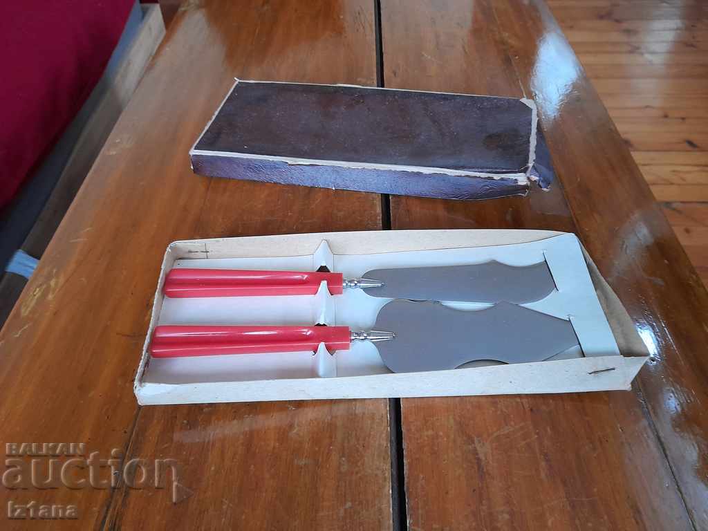 Starter set of kitchen tools, utensils with price 28.00 BGN | € 14.32