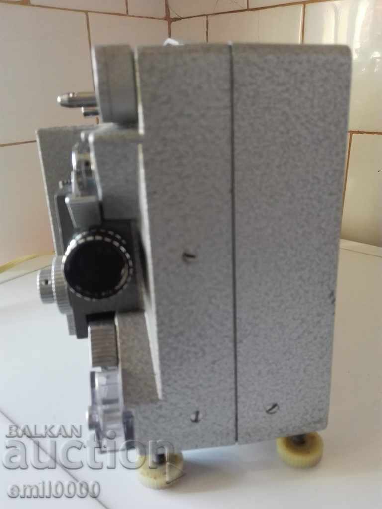 Delivery of An old German movie machine.