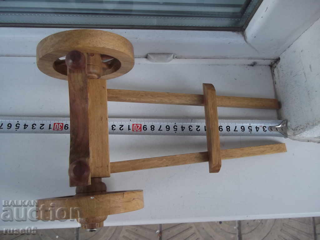 Wooden stand for a bottle of alcohol with price 20.00 BGN | € 10.23 Wooden stand for a bottle of alcohol with price 20.00 BGN | € 10.23