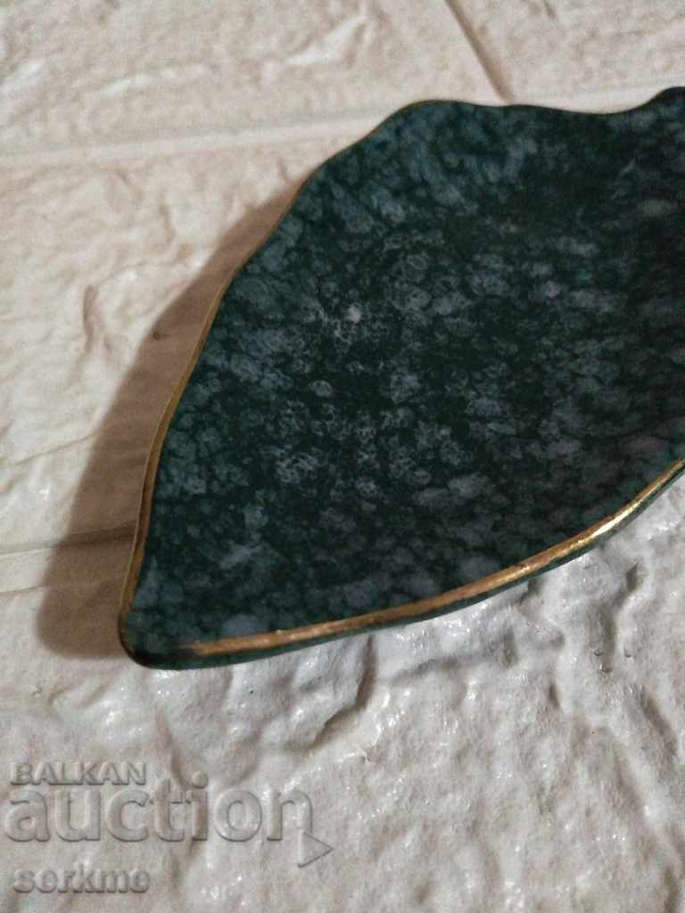 Delivery of Porcelain figure Delivery of Porcelain figure