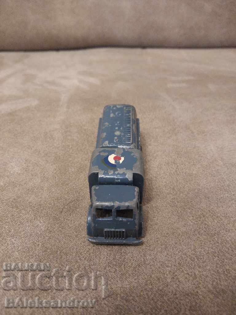 Very old stroller rare with price 15.00 BGN | € 7.67 Very old stroller rare with price 15.00 BGN | € 7.67