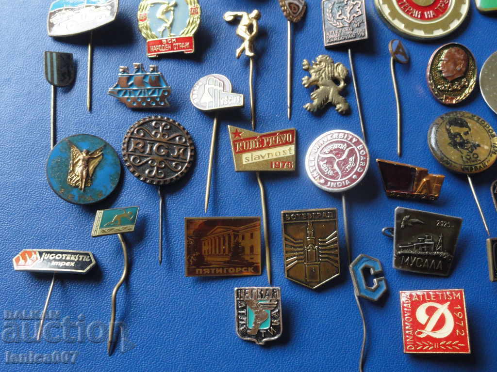 Delivery of Badges (35 pieces) Delivery of Badges (35 pieces)