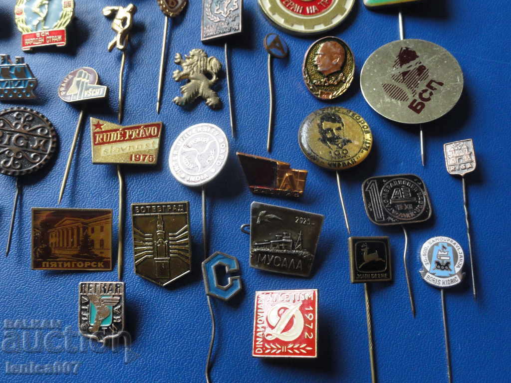 Badges (35 pieces) - 5 Badges (35 pieces) - 5