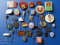 Badges (35 pieces)