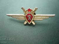 pilot badge affiliation Air Force aviation pilot medal order