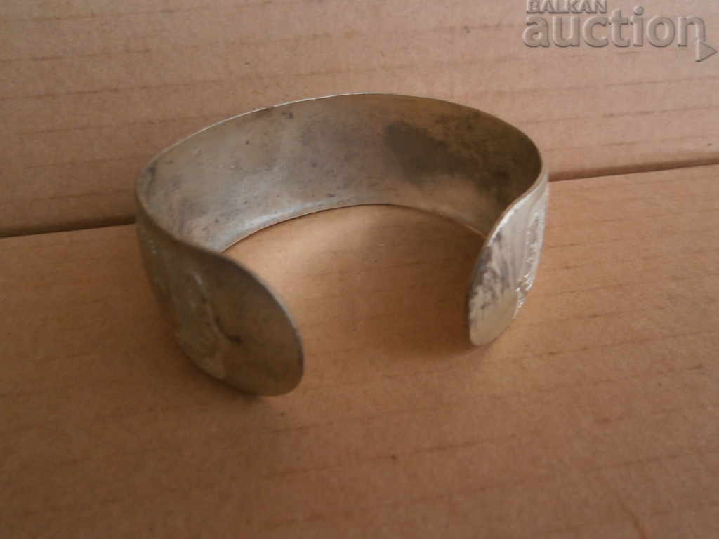 Auction silver-plated bracelet to regulate blood pressure Auction silver-plated bracelet to regulate blood pressure