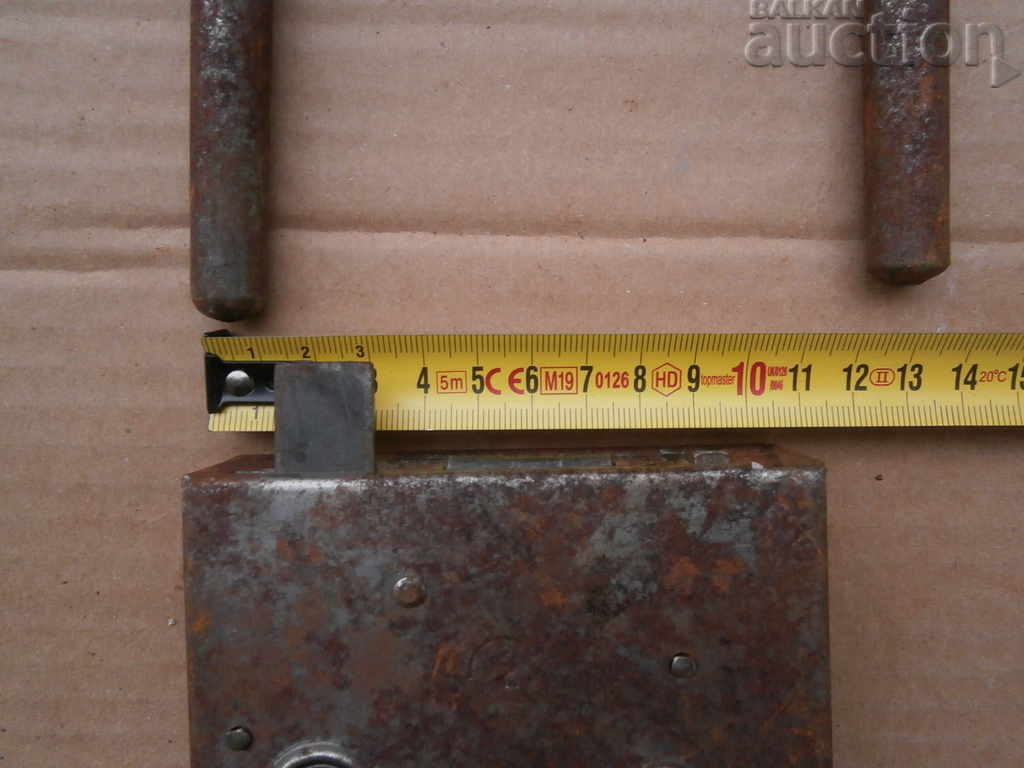 OLD lock with key LOCKING MECHANISM with price 41.00 BGN | € 20.96 OLD lock with key LOCKING MECHANISM with price 41.00 BGN | € 20.96