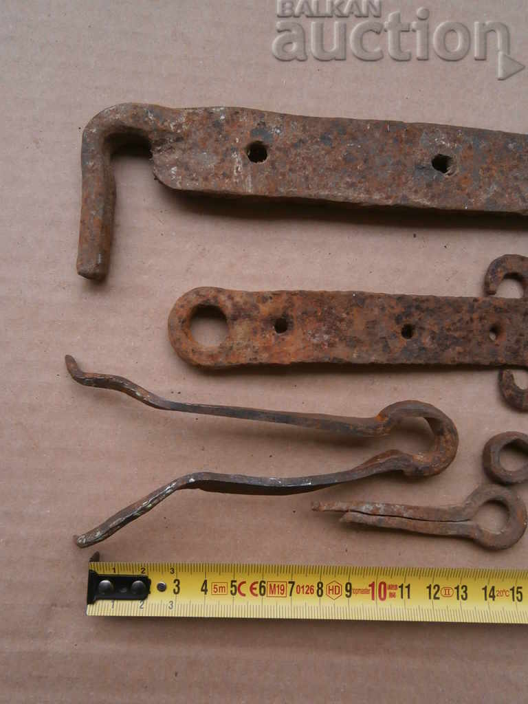 OLD FORGED HINGES LOCKING MECHANISM with price 41.00 BGN | € 20.96 OLD FORGED HINGES LOCKING MECHANISM with price 41.00 BGN | € 20.96