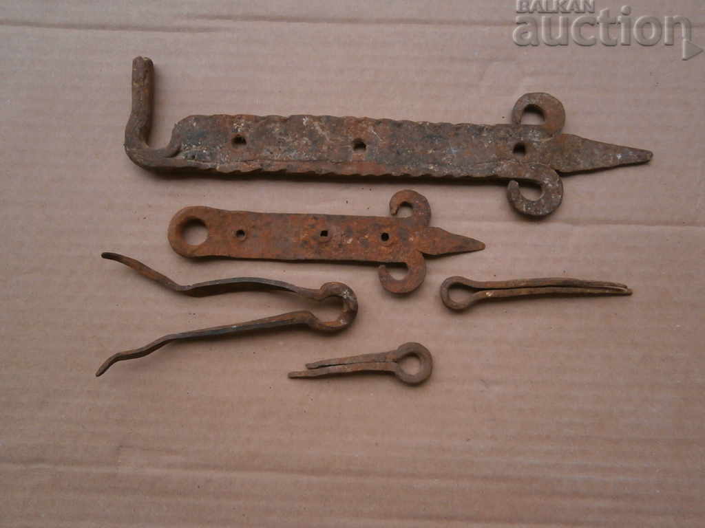 Delivery of OLD FORGED HINGES LOCKING MECHANISM Delivery of OLD FORGED HINGES LOCKING MECHANISM