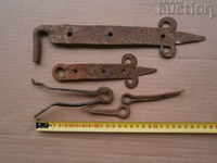 OLD FORGED HINGES LOCKING MECHANISM