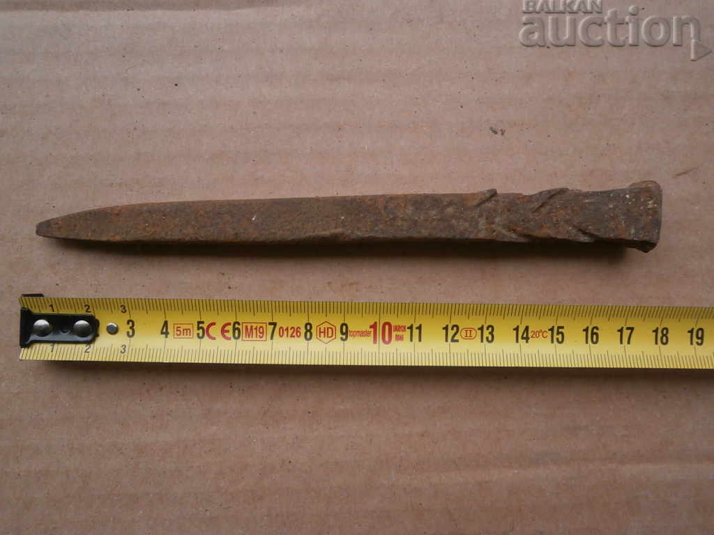 Delivery of Old wrought iron, nail, wrought iron Delivery of Old wrought iron, nail, wrought iron