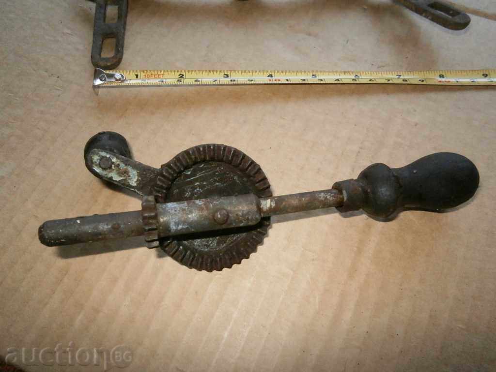 Auction a bridle and a grate lot Auction a bridle and a grate lot