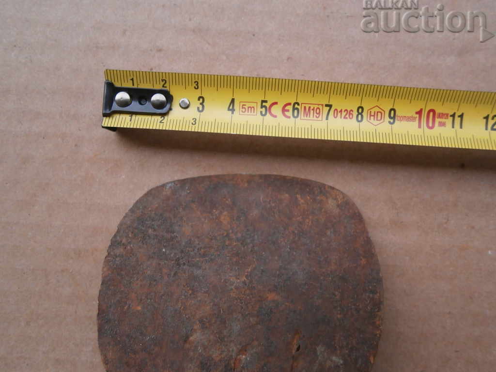 old manual forged coat of arms with price 25.00 BGN | € 12.78 old manual forged coat of arms with price 25.00 BGN | € 12.78