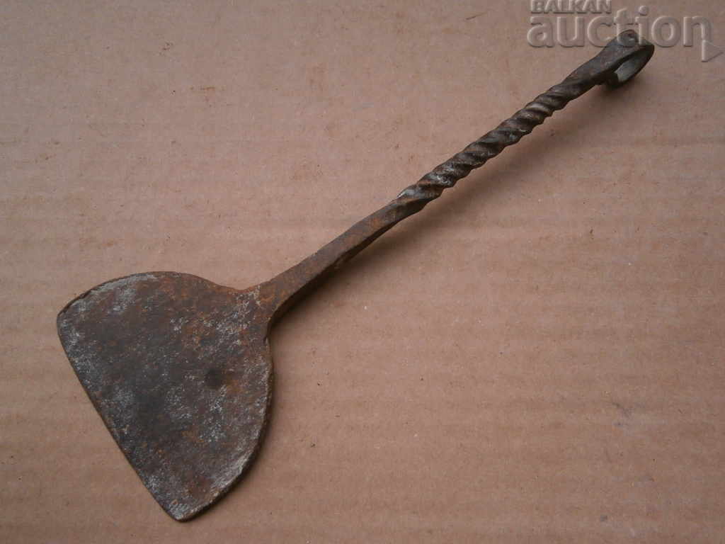 old manual forged coat of arms - 5 old manual forged coat of arms - 5