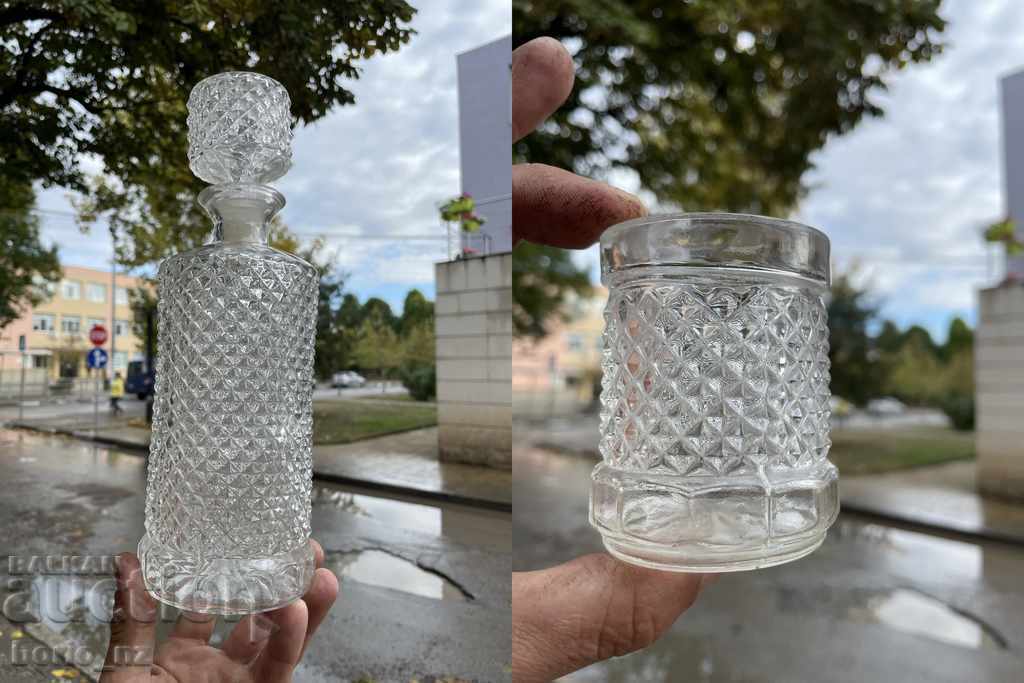 10732. OLD SERVICE GARAPHA AND GLASSES SOLID GLASS with price 25.00 BGN | € 12.78