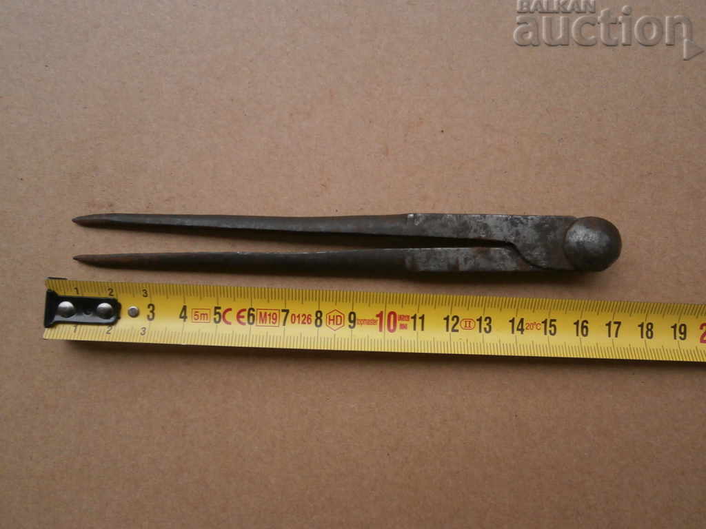 ancient primitive compass - 5 ancient primitive compass - 5