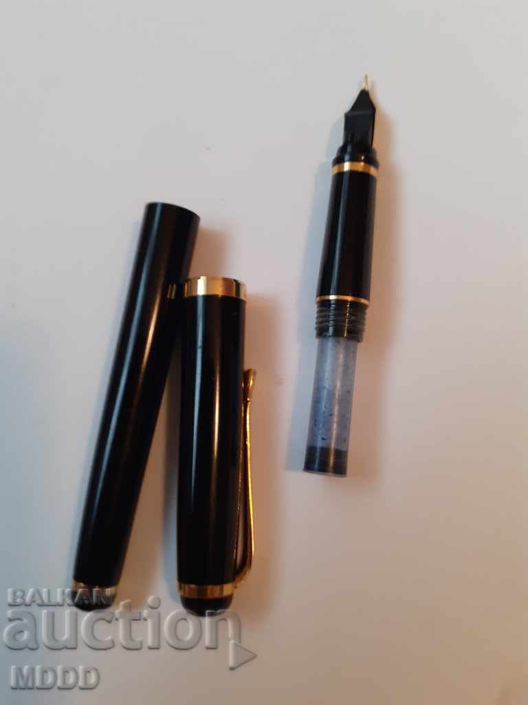 Auction  Pen "Creeks N creeks" style and quality