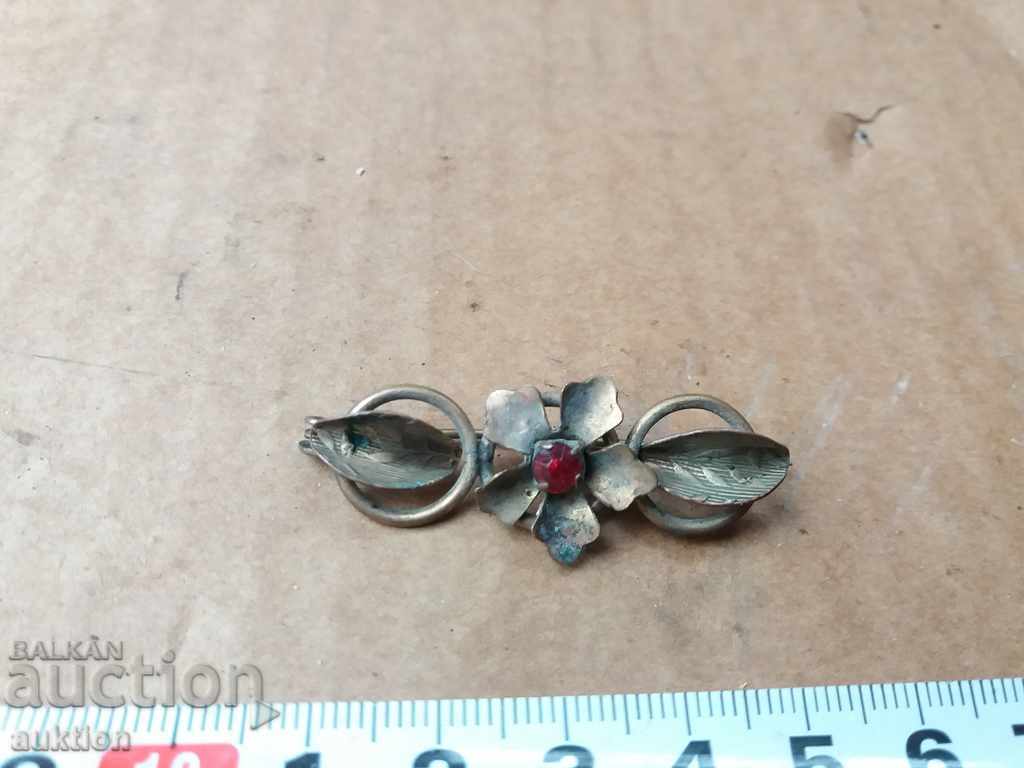 REVIVAL BRONZE BROOCH - 5 REVIVAL BRONZE BROOCH - 5