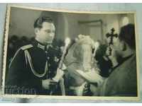Стара снимка сватба войник военен офицер униформа 1946 г
