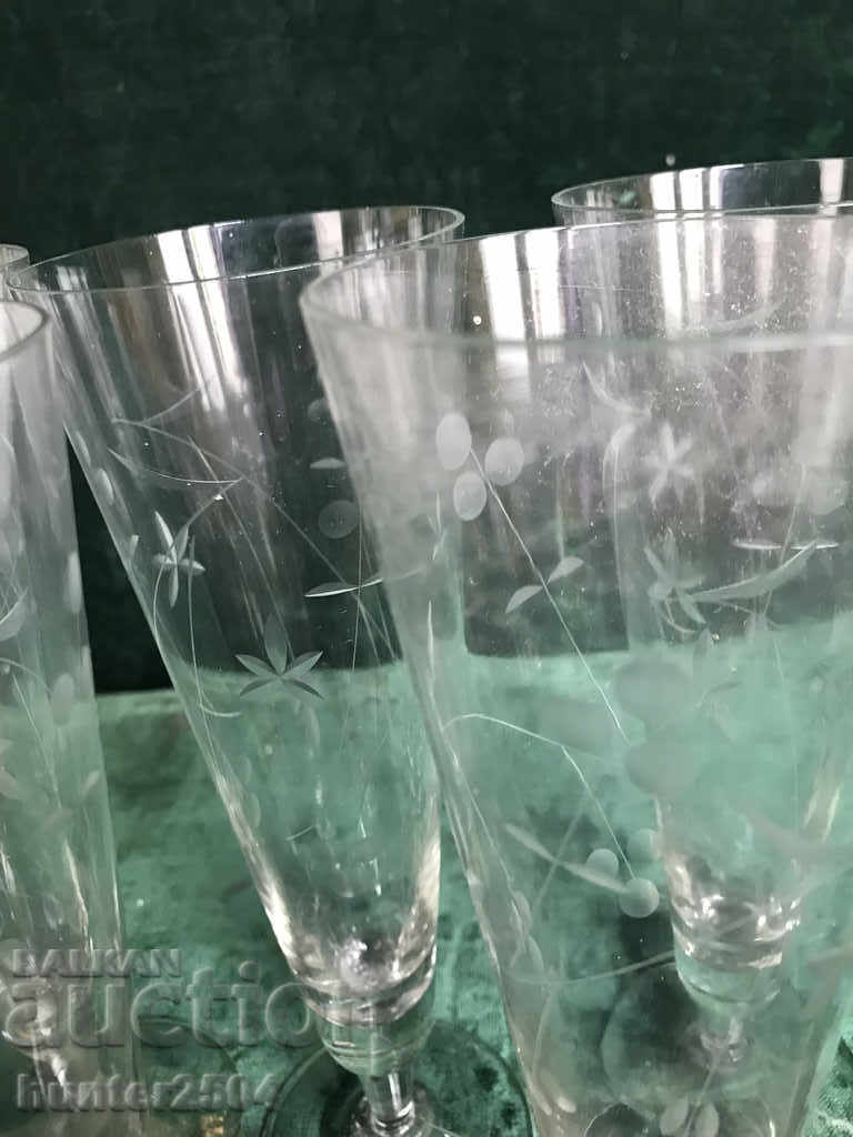 Pahar vechi gravat, 23 cm, 5 bucăți cu preț 49.95 BGN | € 25.54