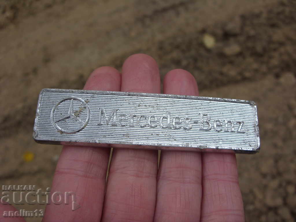 EMBLEMA RETRO PENTRU MERCEDES BENZ cu preț 20.00 BGN | € 10.23