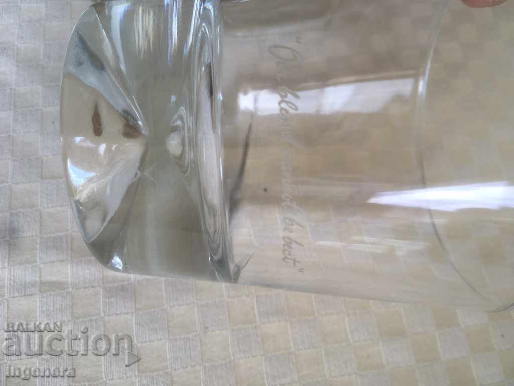 Delivery of GLASS GLASSES GLASS WHISKEY Johnnie Walker VARIOUS WITH LOGO-4 PCS