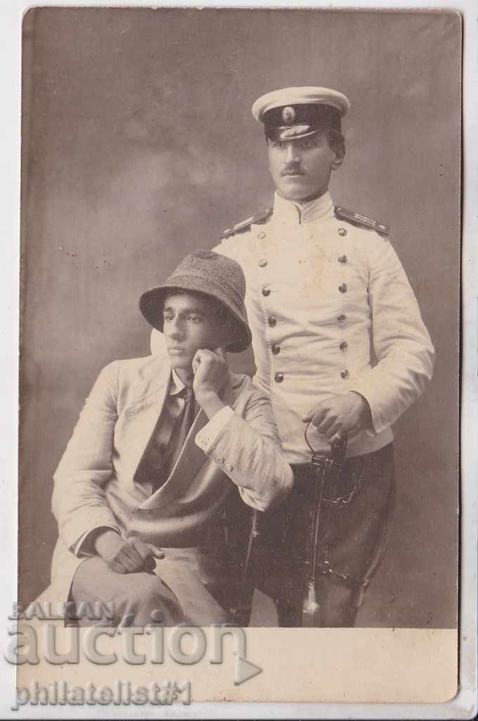 1915 Fotografia unui ofițer cu sabie cu un prieten