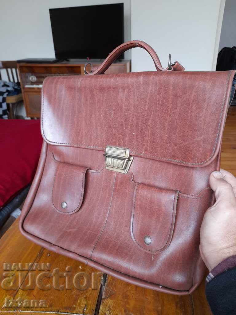 Geanta veche din piele - 6