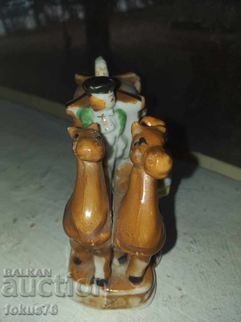 Great old porcelain figurine with porcelain markings - 5 Great old porcelain figurine with porcelain markings - 5