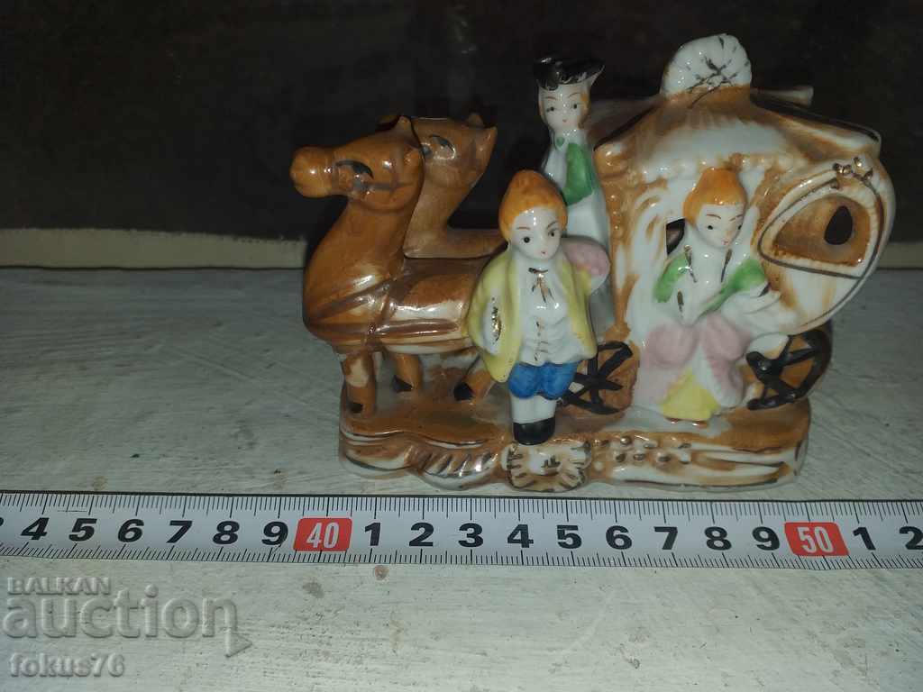 Great old porcelain figurine with porcelain markings - 7 Great old porcelain figurine with porcelain markings - 7