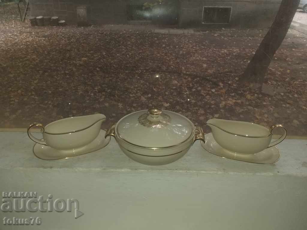 Porcelain set of tureen and two saucers PMR Bavaria