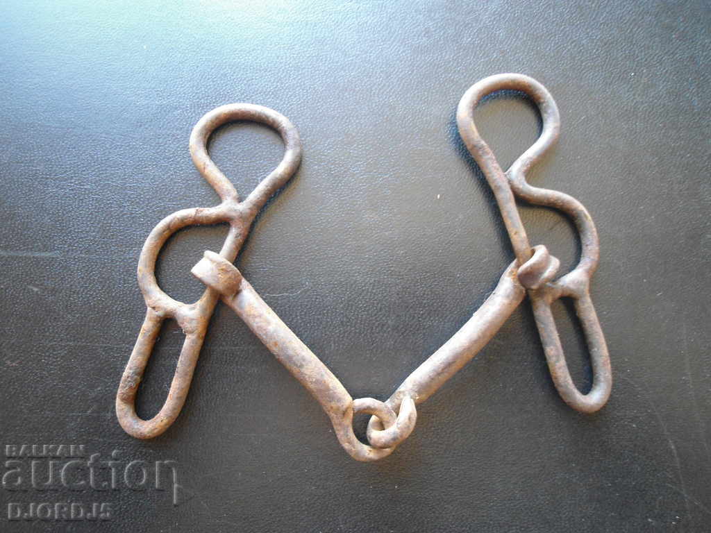 Old bridle with price 3.00 BGN | € 1.53 Old bridle with price 3.00 BGN | € 1.53