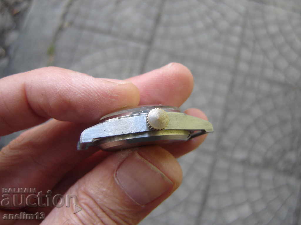 Delivery of COLLECTOR'S MILITARY WATCH ETANCHE Delivery of COLLECTOR'S MILITARY WATCH ETANCHE