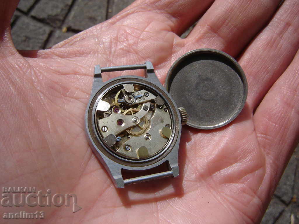 COLLECTOR'S MILITARY WATCH ETANCHE - 7