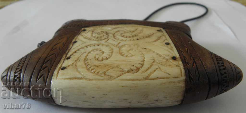 ΞΥΛΙΝΟ ΠΟΥΓΚΙ με τιμή 199.99 BGN | € 102.25 ΞΥΛΙΝΟ ΠΟΥΓΚΙ με τιμή 199.99 BGN | € 102.25