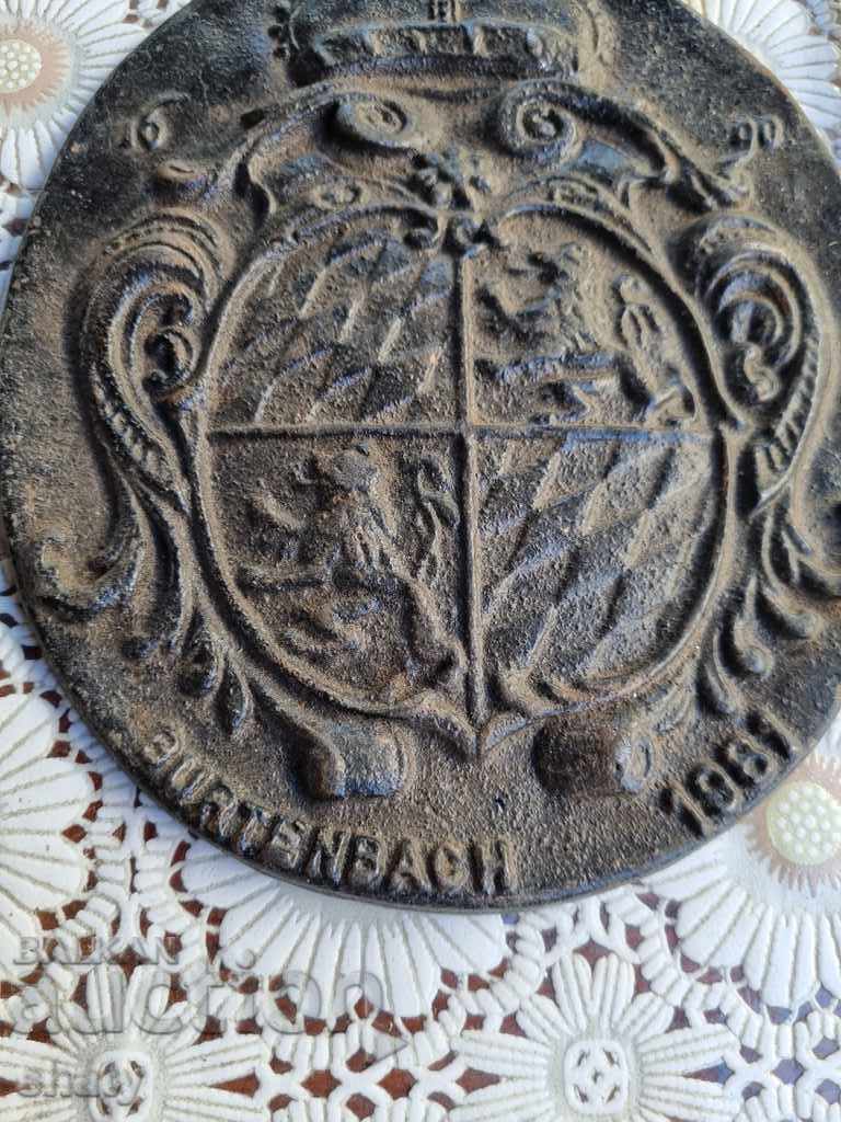 Delivery of Metal coat of arms Delivery of Metal coat of arms