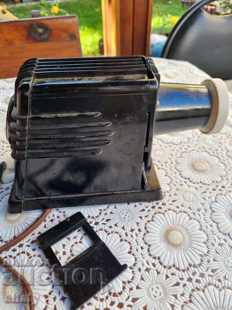 Old bakelite searchlight with price 55.00 BGN | € 28.12 Old bakelite searchlight with price 55.00 BGN | € 28.12