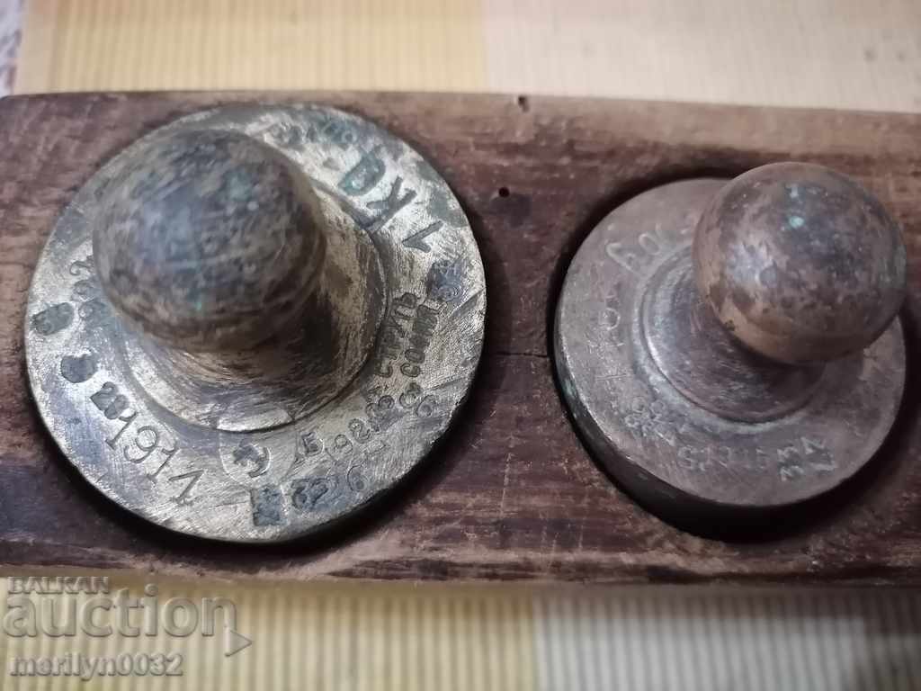 Greutățile lotului pentru cântare cântarele vechi controlează greutatea, exagerarea - 6