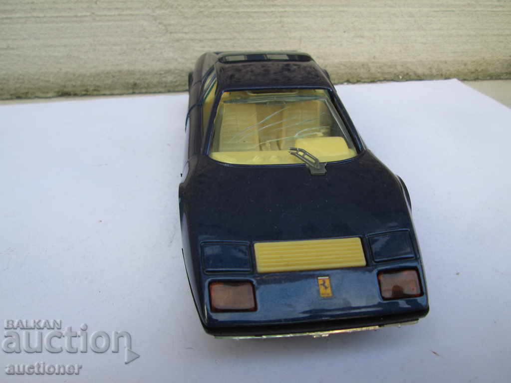 BURAGO FERRARI ITALIAN TOY1 / 24-row with price 80.00 BGN | € 40.90